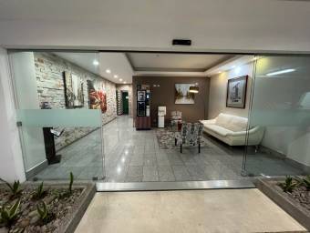 Se alquila apartamento amoblado en condominio de Catedral San José 26-889