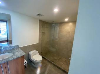 Se alquila apartamento amoblado en condominio de Catedral San José 26-889