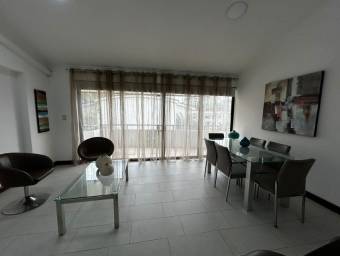 Se alquila moderno apartamento en condominio de Santa Ana 26-891