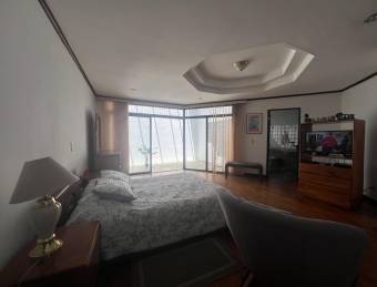 VENTA DE CASA l SAN VICENTE l MORAVIA l PRECIO NEGOCIABLE.