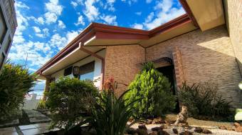 VENTA DE CASA l MERCEDES l HEREDIA l PRECIO NEGOCIABLE.