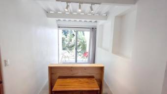 Se alquila espacioso apartamento en Freses de Curridabat 26-870