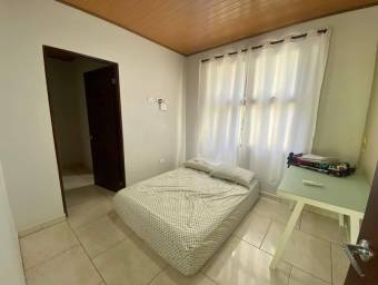 Se alquila casa de lujo en condominio de Orotina Alajuela 26-776