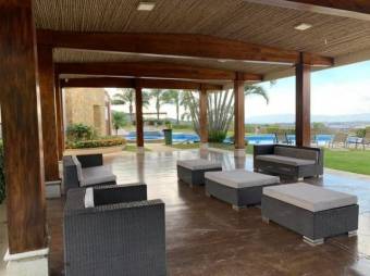 Se alquila moderno apartamento amoblado en Avalon Country Club 26-675