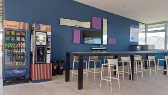 Se alquila moderno apartamento en condominio de Tibás San José 26-800