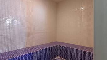 Se alquila moderno apartamento en condominio de Tibás San José 26-800