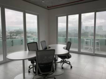 Se alquila moderno apartamento en condominio de Uruca San José 26-556