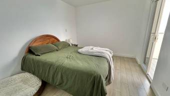 Se alquila moderno apartamento en residencial Concasa 26-937