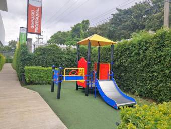 Se alquila moderno apartamento amoblado en condominio Altamira 26-546