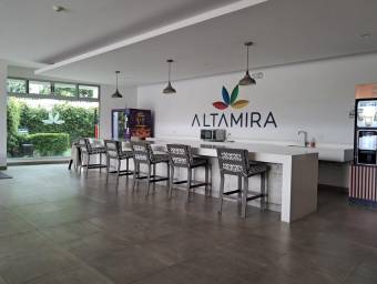 Se alquila moderno apartamento amoblado en condominio Altamira 26-546