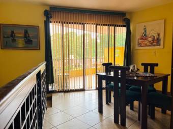 MLS-26-990 LS VENTA HERMOSA CASA GARABITO PUNTARENAS 
