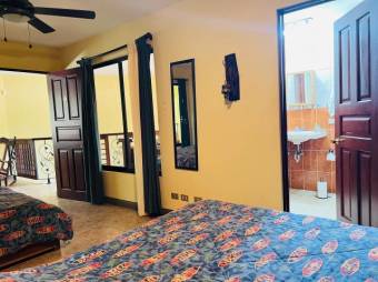 MLS-26-990 LS VENTA HERMOSA CASA GARABITO PUNTARENAS 