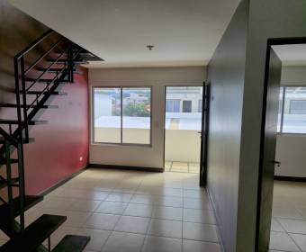 Apartment for sale in Bellavista Condominium, Alajuelita, San José. Bank-owned property.