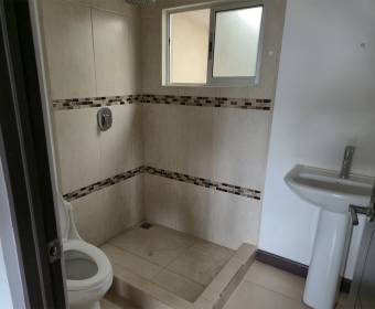 Apartment for sale in Bellavista Condominium, Alajuelita, San José. Bank-owned property.