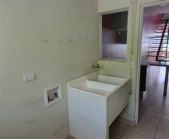 Apartment for sale in Bellavista Condominium, Alajuelita, San José. Bank-owned property.