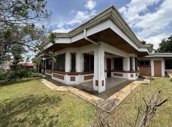 Casa en San Joaquín Heredia