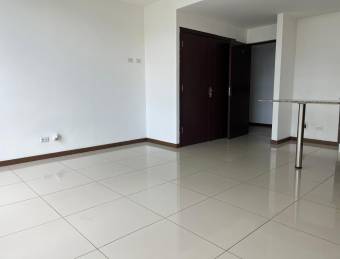 Modern Apartment in San Sebastián, San José