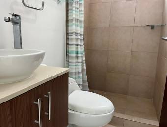 Modern Apartment in San Sebastián, San José