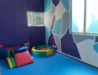 Modern Apartment in San Sebastián, San José