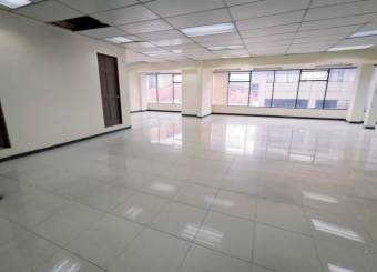 Se vende espacioso edificio en Carmen de San José 25-504, $ 1,850,000, 26, San José, San José