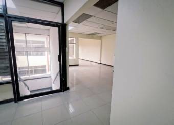Se vende espacioso edificio en Carmen de San José 25-504, $ 1,850,000, 26, San José, San José