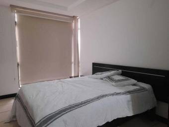 Se vende apartamento para inversión en Avalon Country Club 26-932