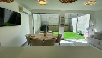 Se vende moderna casa con patio en condominio de Ulloa Heredia 26-733 Se vende moderna casa con patio en condominio de Ulloa Heredia 26-733