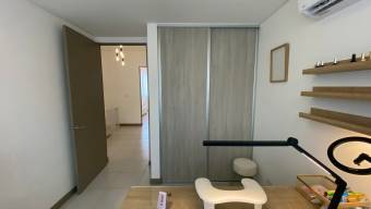 Se vende moderna casa con patio en condominio de Ulloa Heredia 26-733 Se vende moderna casa con patio en condominio de Ulloa Heredia 26-733