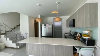 Se vende moderna casa con patio en condominio de Ulloa Heredia 26-733 Se vende moderna casa con patio en condominio de Ulloa Heredia 26-733