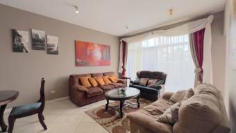 Se alquila moderna casa en condominio de San Antonio Escazú 26-760