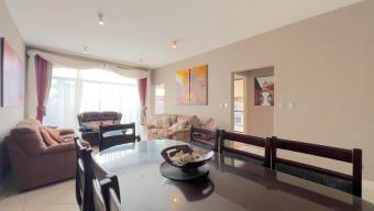 Se alquila moderna casa en condominio de San Antonio Escazú 26-760