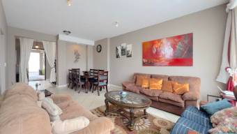 Se alquila moderna casa en condominio de San Antonio Escazú 26-760