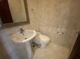 Se alquila moderno apartamento amoblado en San Rafael Escazú 25-1727