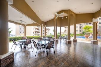 Se alquila moderno apartamento amoblado en San Rafael Escazú 25-1727