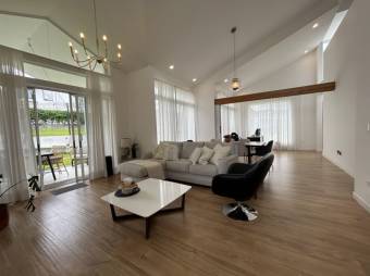 MLS-25-154 LS VENTA HERMOSA CASA ULLOA HEREDIA