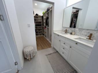 MLS-25-154 LS VENTA HERMOSA CASA ULLOA HEREDIA