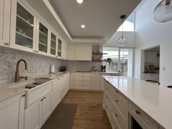 MLS-25-154 LS VENTA HERMOSA CASA ULLOA HEREDIA