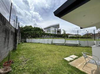 MLS-25-154 VENTA HERMOSA CASA ULLOA HEREDIA