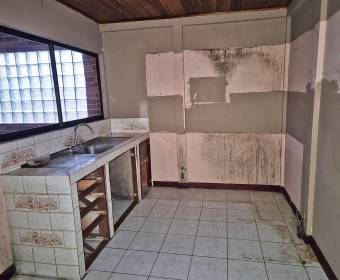 House for Sale in Cartago, Guadalupe (El Carmen). Bank-Owned Property