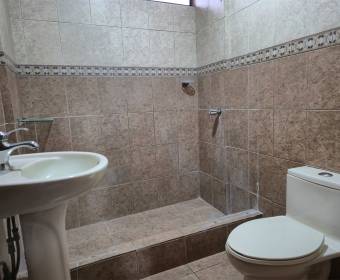 House for Sale in Cartago, Guadalupe (El Carmen). Bank-Owned Property