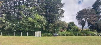 Terreno con increible vista a las montañas, San Isidro Heredia 3,503mtrs2