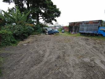 Se vende amplia propiedad de 2000m2 en Cartago Centro 25-1101