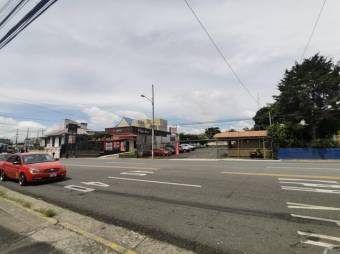 Se vende lote comercial de 800m2 en Carmen de San José 25-1099