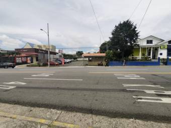 Se vende lote comercial de 800m2 en Carmen de San José 25-1099