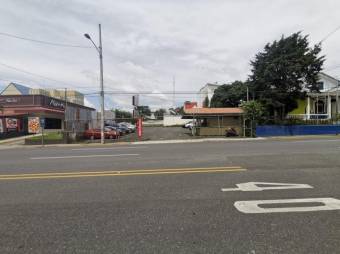 Se vende lote comercial de 800m2 en Carmen de San José 25-1099