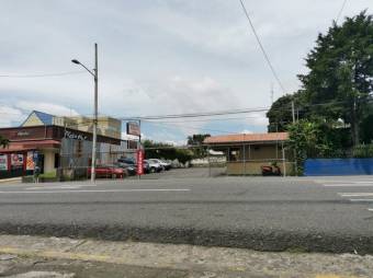 Se vende lote comercial de 800m2 en Carmen de San José 25-1099