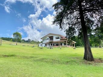 Se vende finca de 14.9 hectáreas en El Roble de Santa Barbara Heredia 25-1839