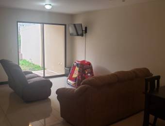 TERRAQUEA Amplia Casa en Residencial Privado con 160 Metros de Construcción 