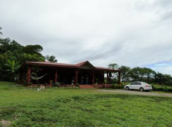 Su propiedad cerca de Monteverde con potencial comercial