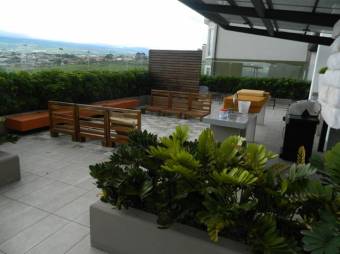 Alquiler de Apartamento en Ulloa, Heredia. 21-310a